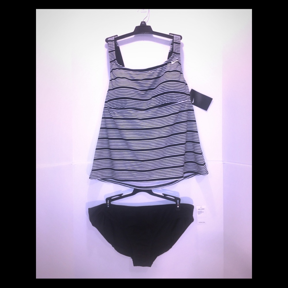 Nike swimsuit 2 piece XL new with tags